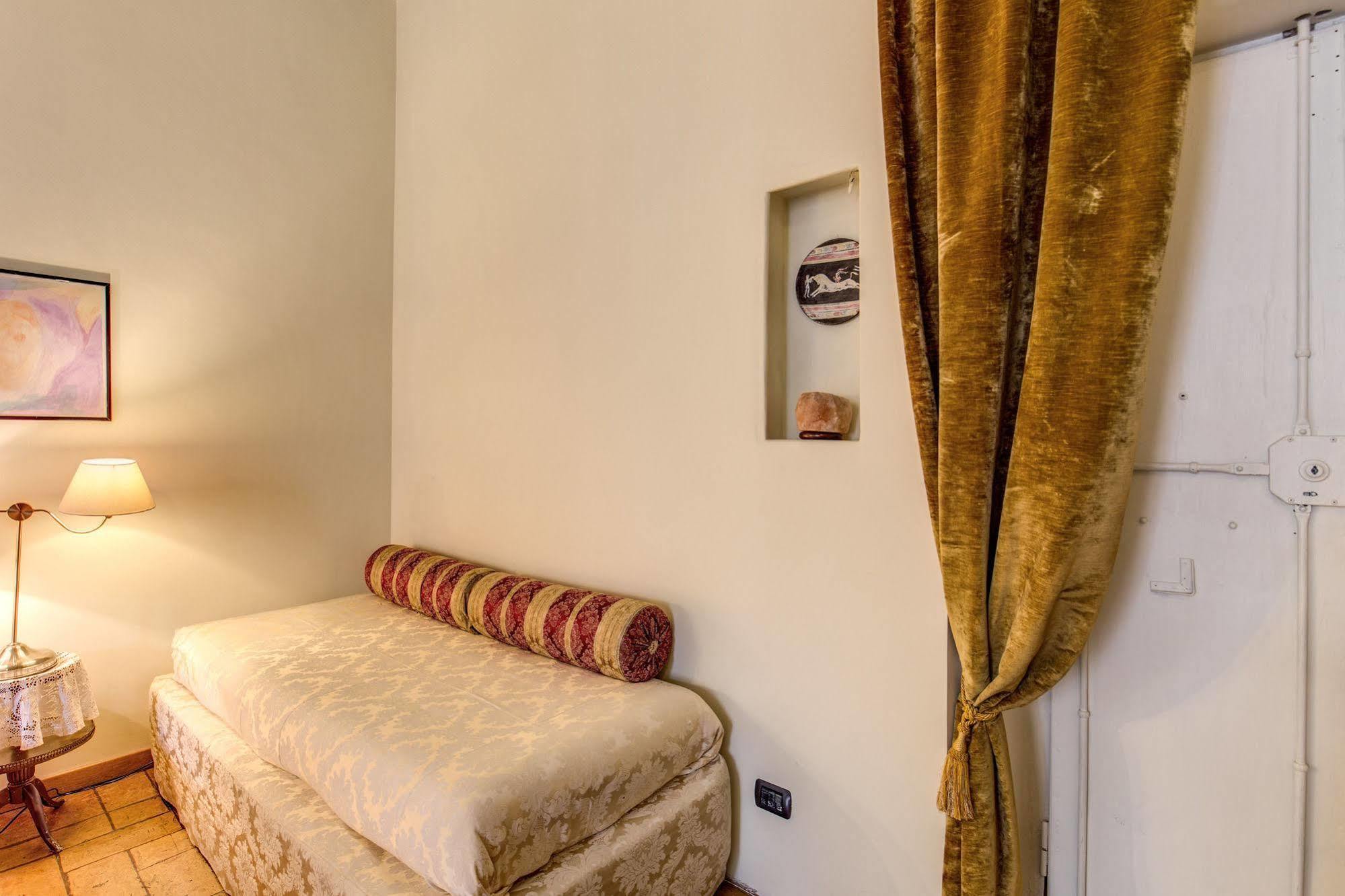 La Casa Del Capitano Hotell Roma Eksteriør bilde